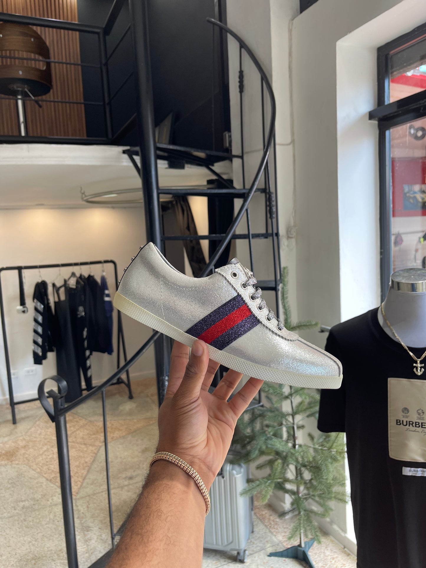 Size 40. 42. Calzado HOT SALE LV