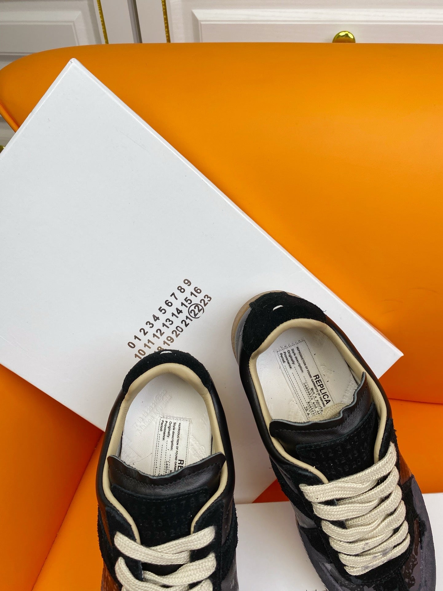 MAISON MARGIELA Color chips Sneakers (Varios Colores)