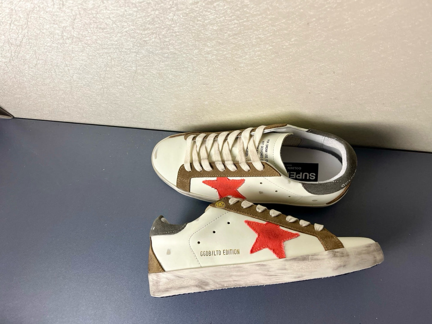 Golden Goose Sneakers 2025