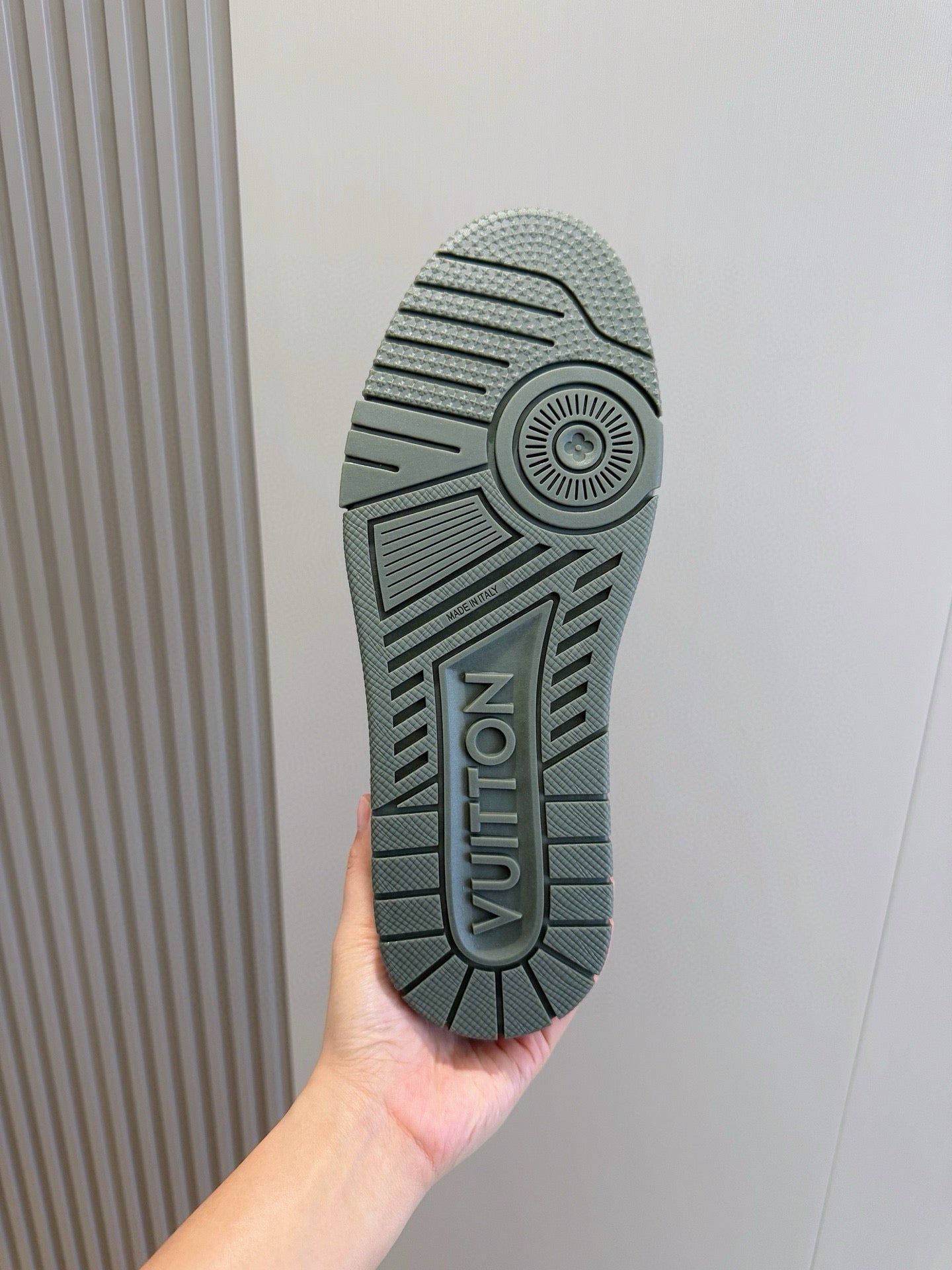 LV TRAINER (1AHTFP/1AHTG9)