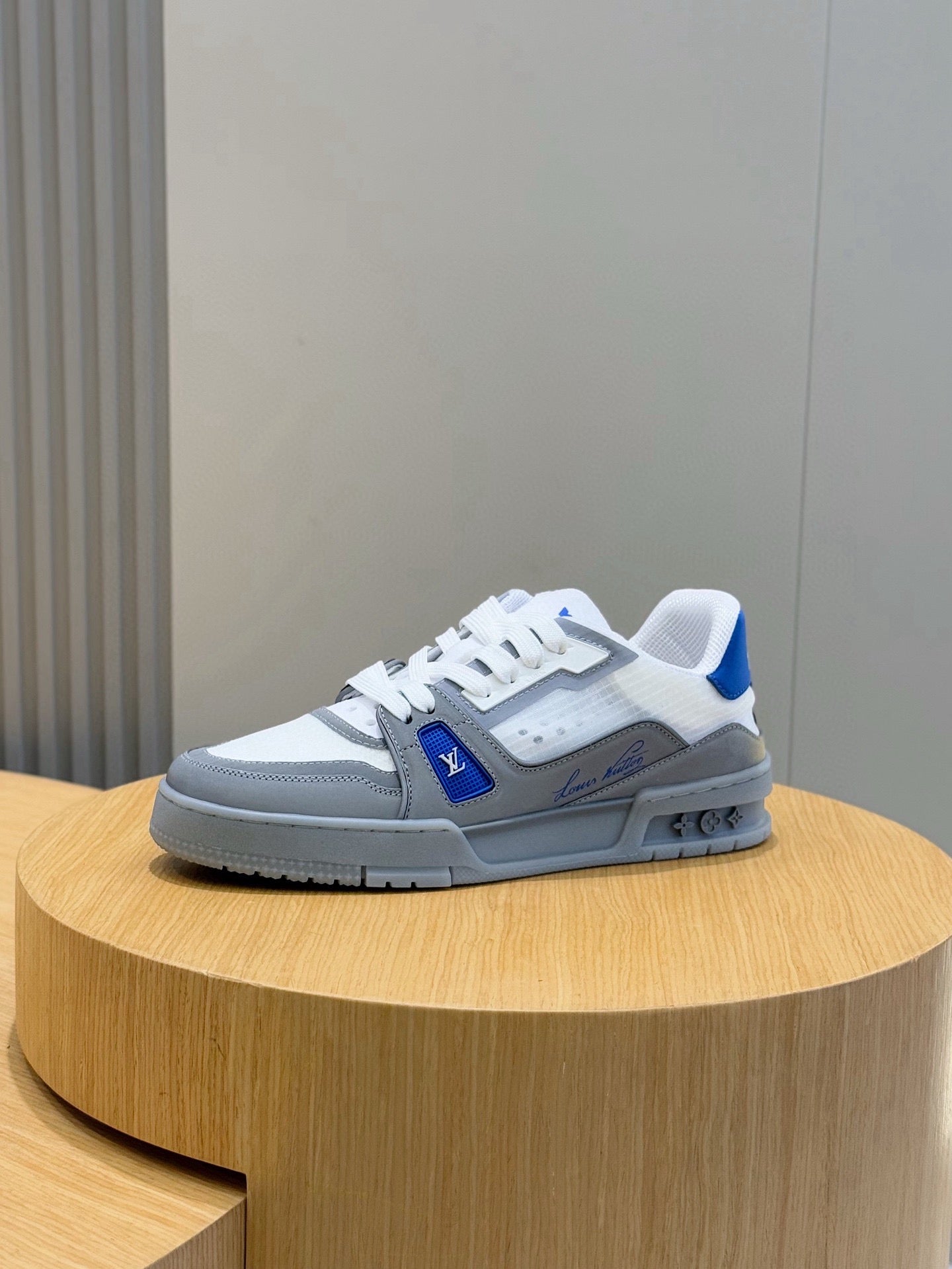 LV TRAINER (1AHTIO/1AHTJS/1AHTJ8)
