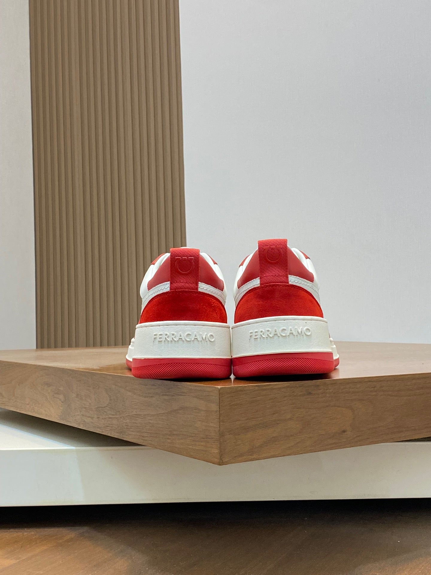FERRAGAMO Panelled Sneakers (VARIOS COLORES)