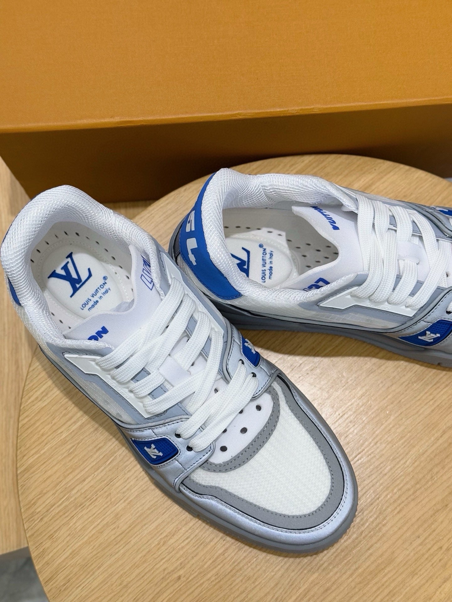 LV TRAINER (1AHTIO/1AHTJS/1AHTJ8)