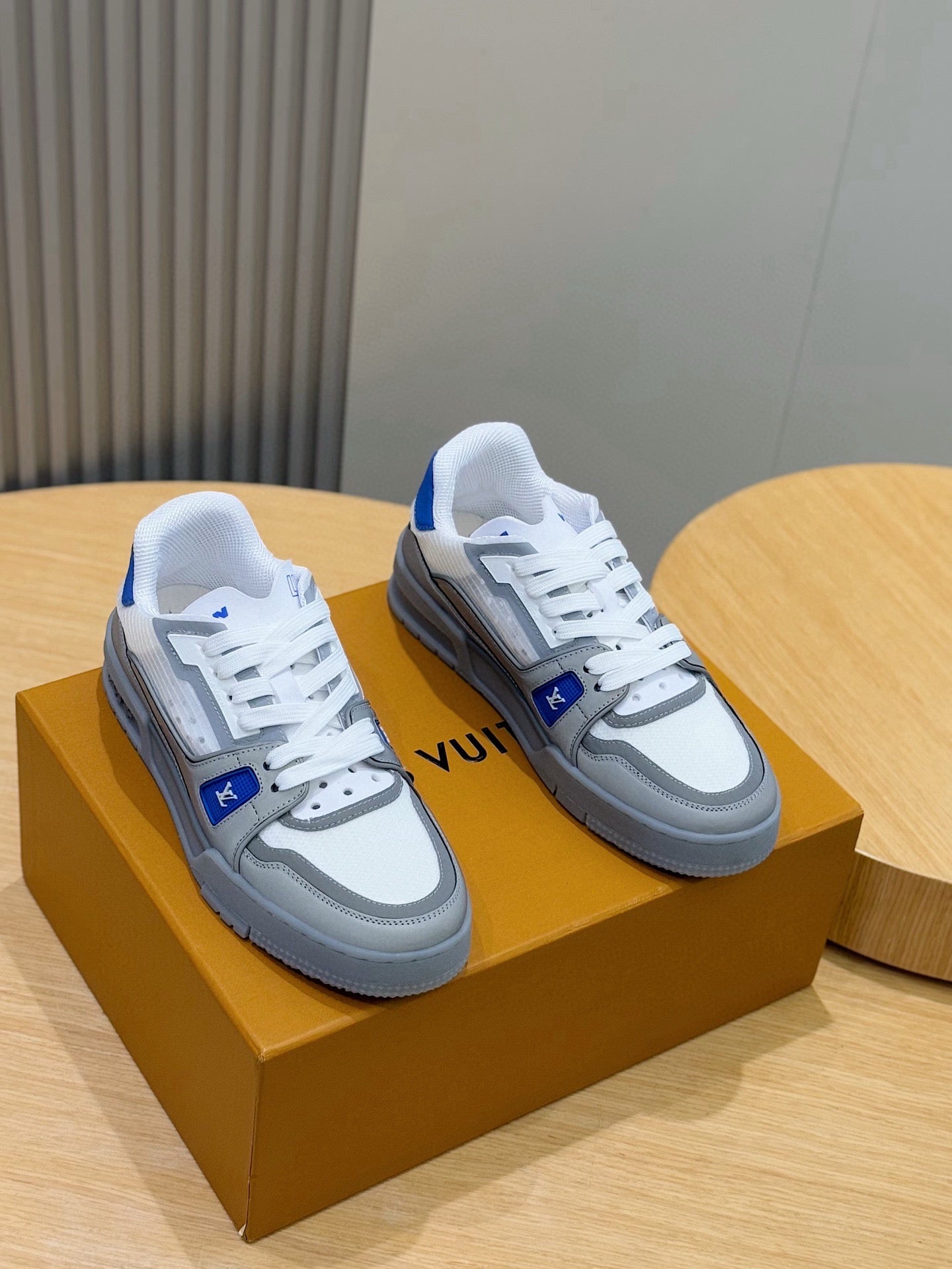 LV TRAINER (1AHTIO/1AHTJS/1AHTJ8)