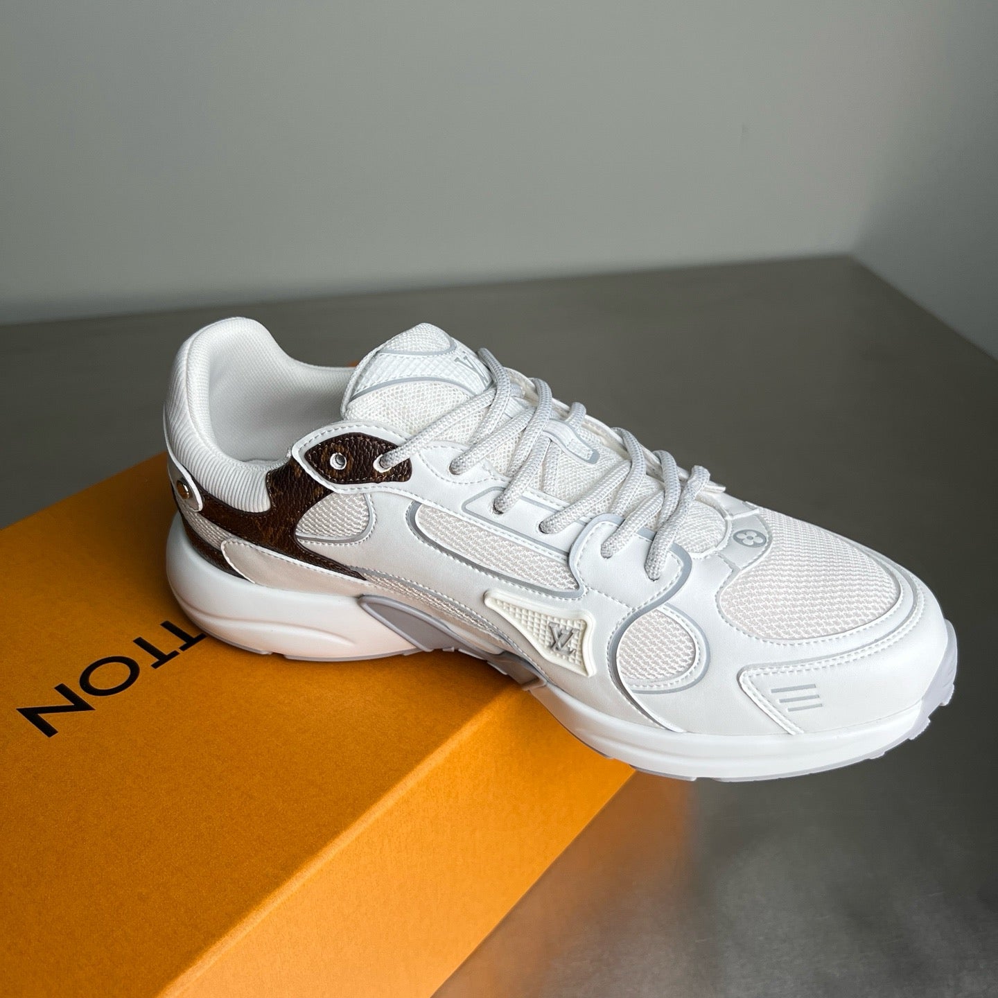 LV 1AHOFH Zapatilla deportiva LV Olympia