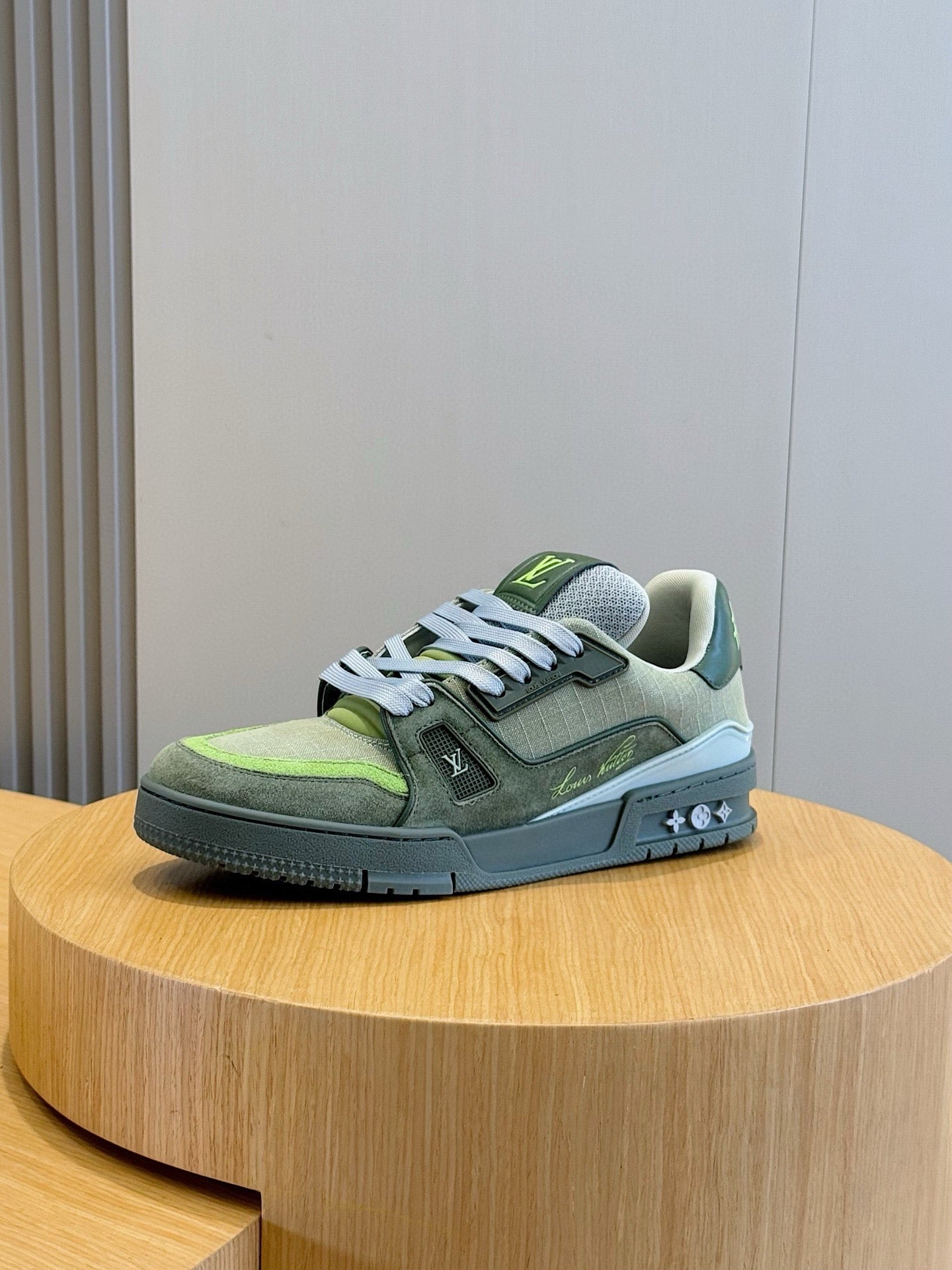 LV TRAINER (1AHTFP/1AHTG9)