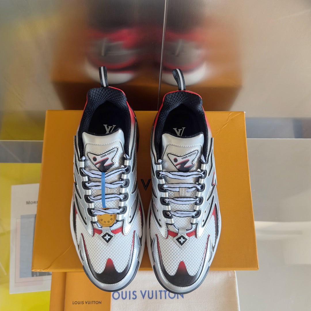 LV Runner Tatic 1ADI6X
