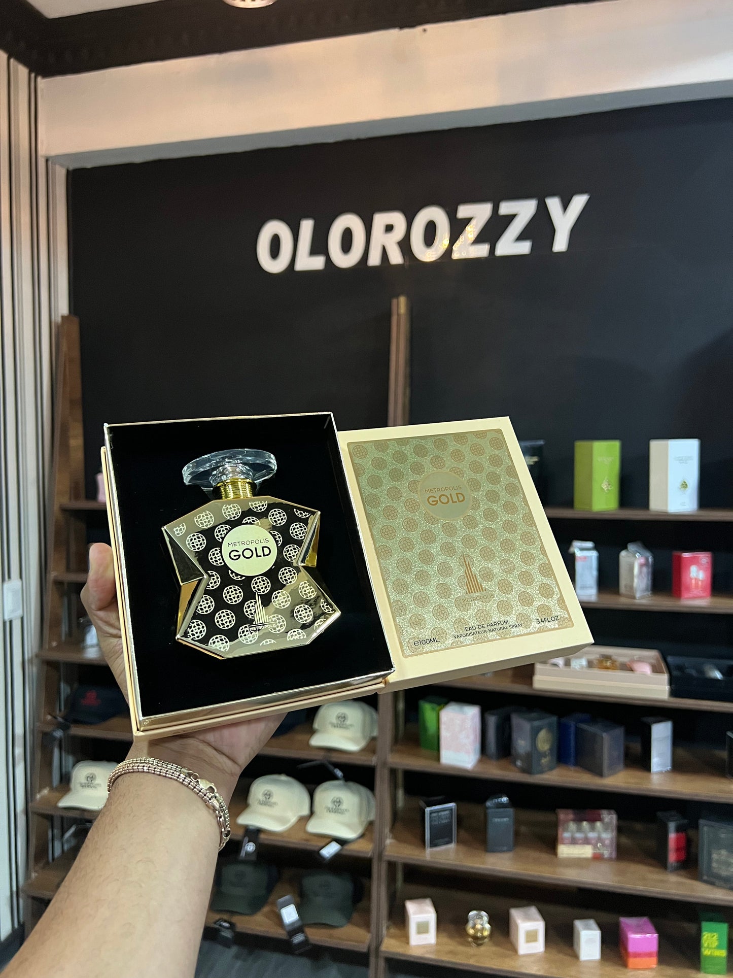 METROPOLIS - GOLD PERFUME Unisex