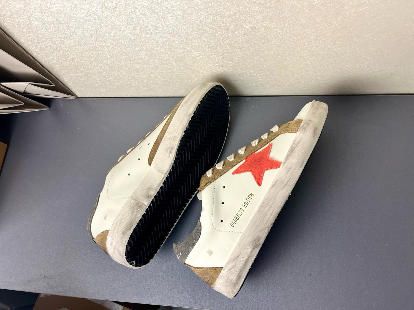 Golden Goose Sneakers 2025