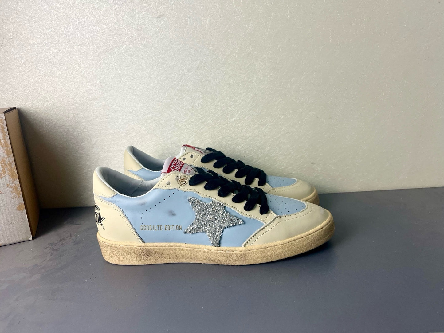 Golden Goose Sneakers 2025
