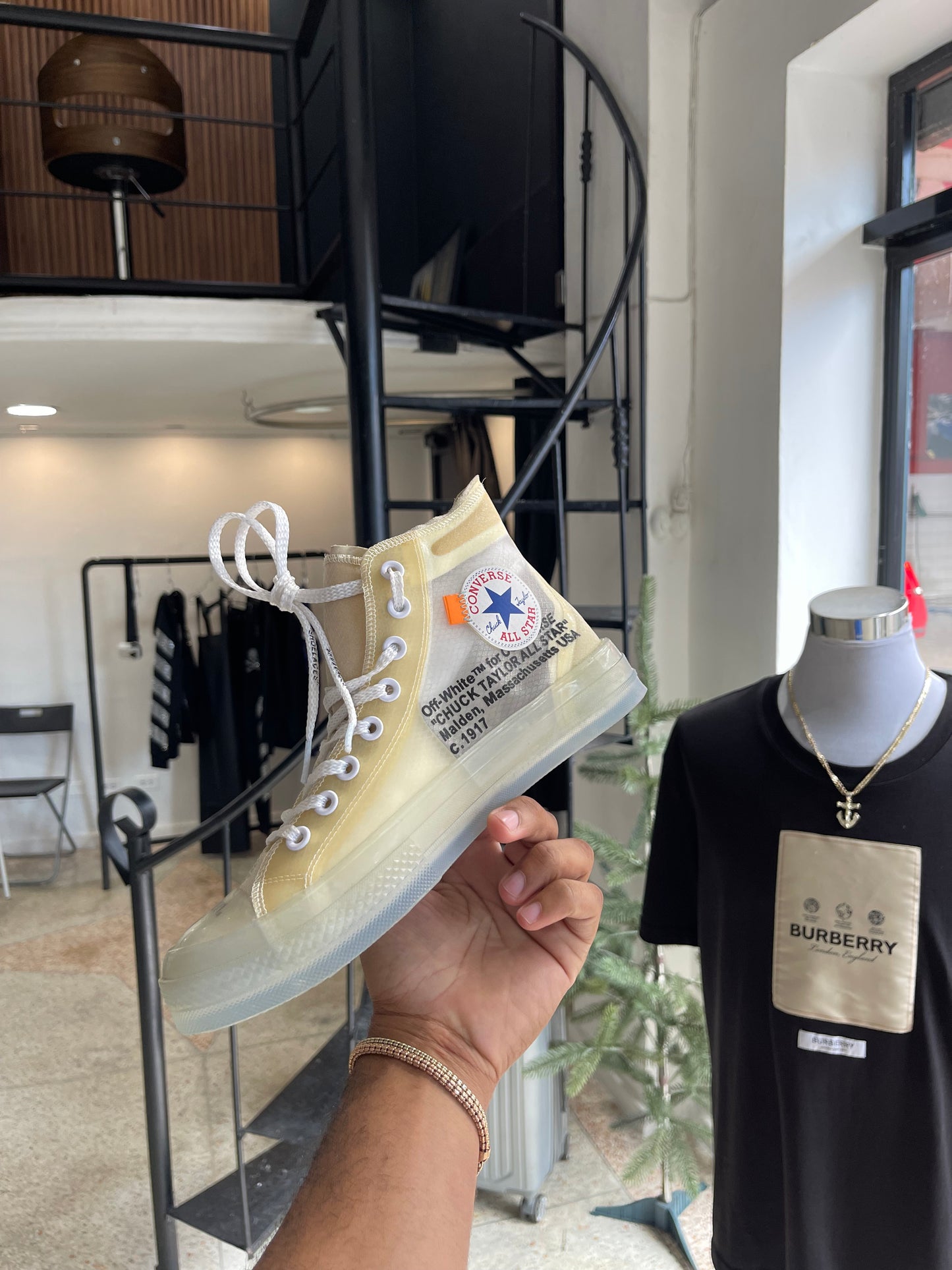Size 41 Calzado HOT SALE Converse off white