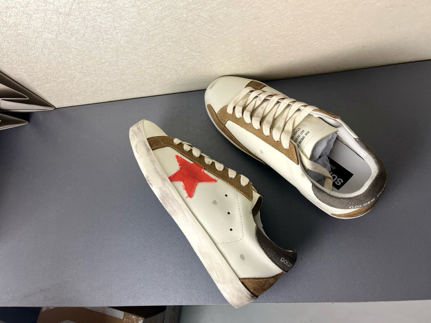 Golden Goose Sneakers 2025
