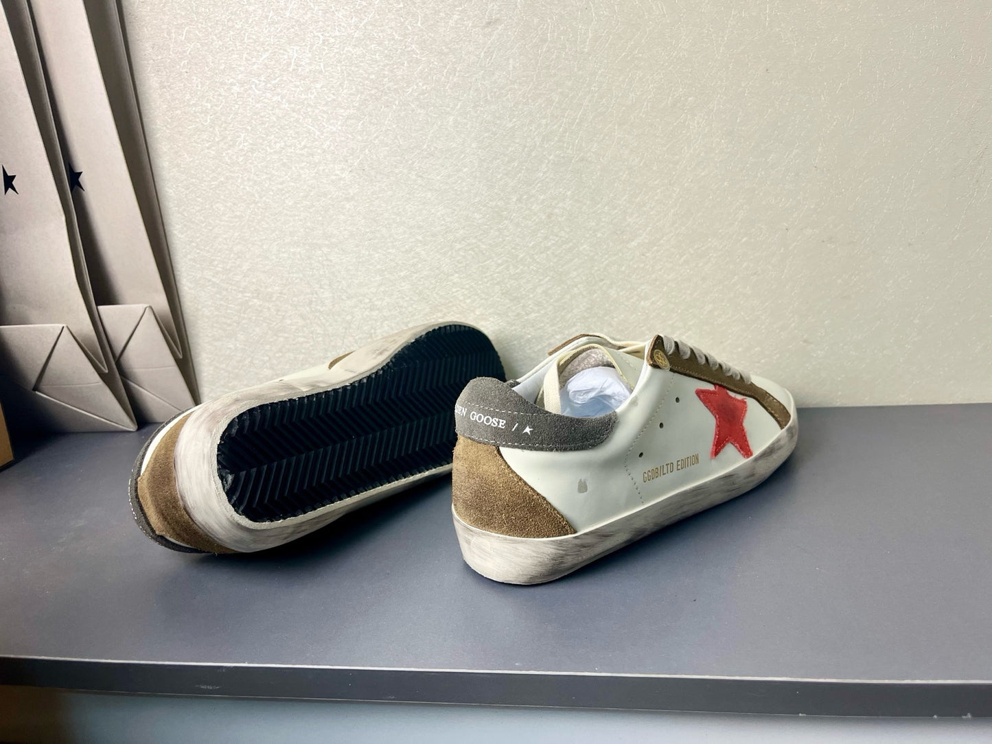 Golden Goose Sneakers 2025