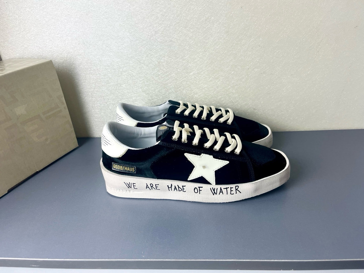 Golden Goose Sneakers 2025