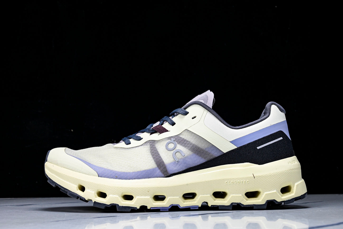 ON CLOUDVISTA 2 (Varios)