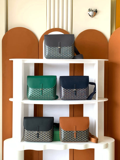 GOYARD COURSIER BAG