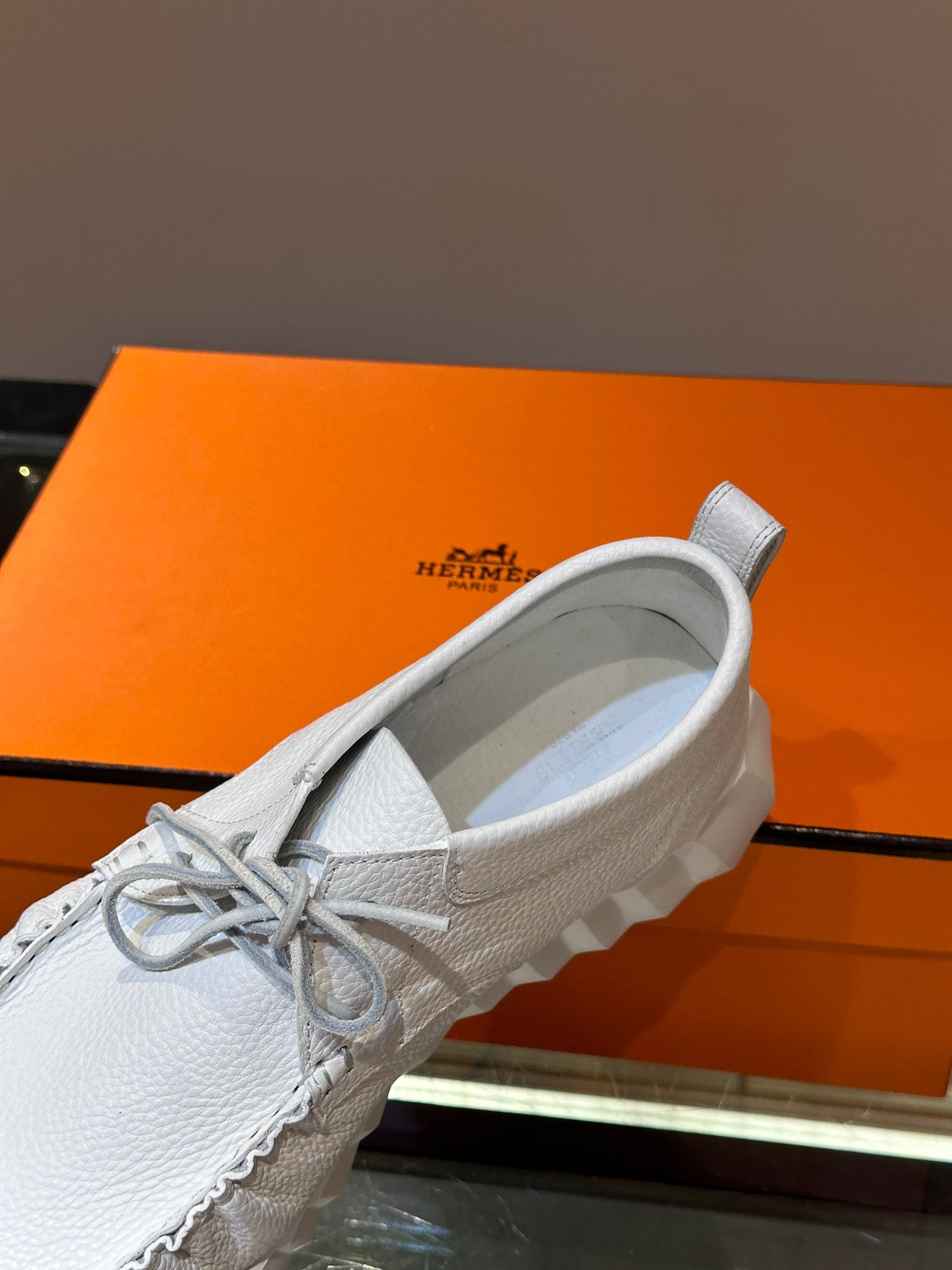 HERMES Bouncing sneaker shoes (VARIOS)