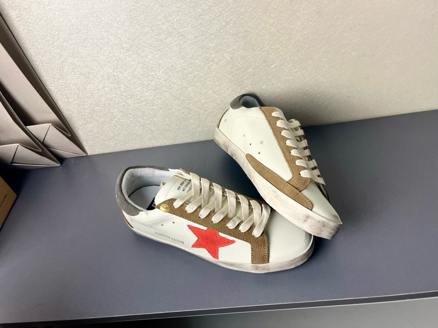 Golden Goose Sneakers 2025