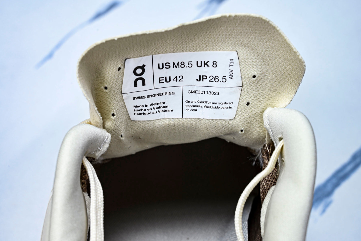 ON CLOUDVISTA 2 (Varios)