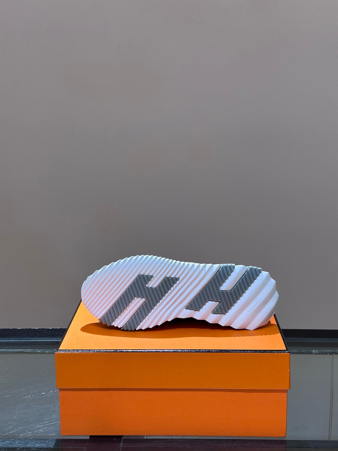 HERMES Bouncing sneaker (VARIOS)