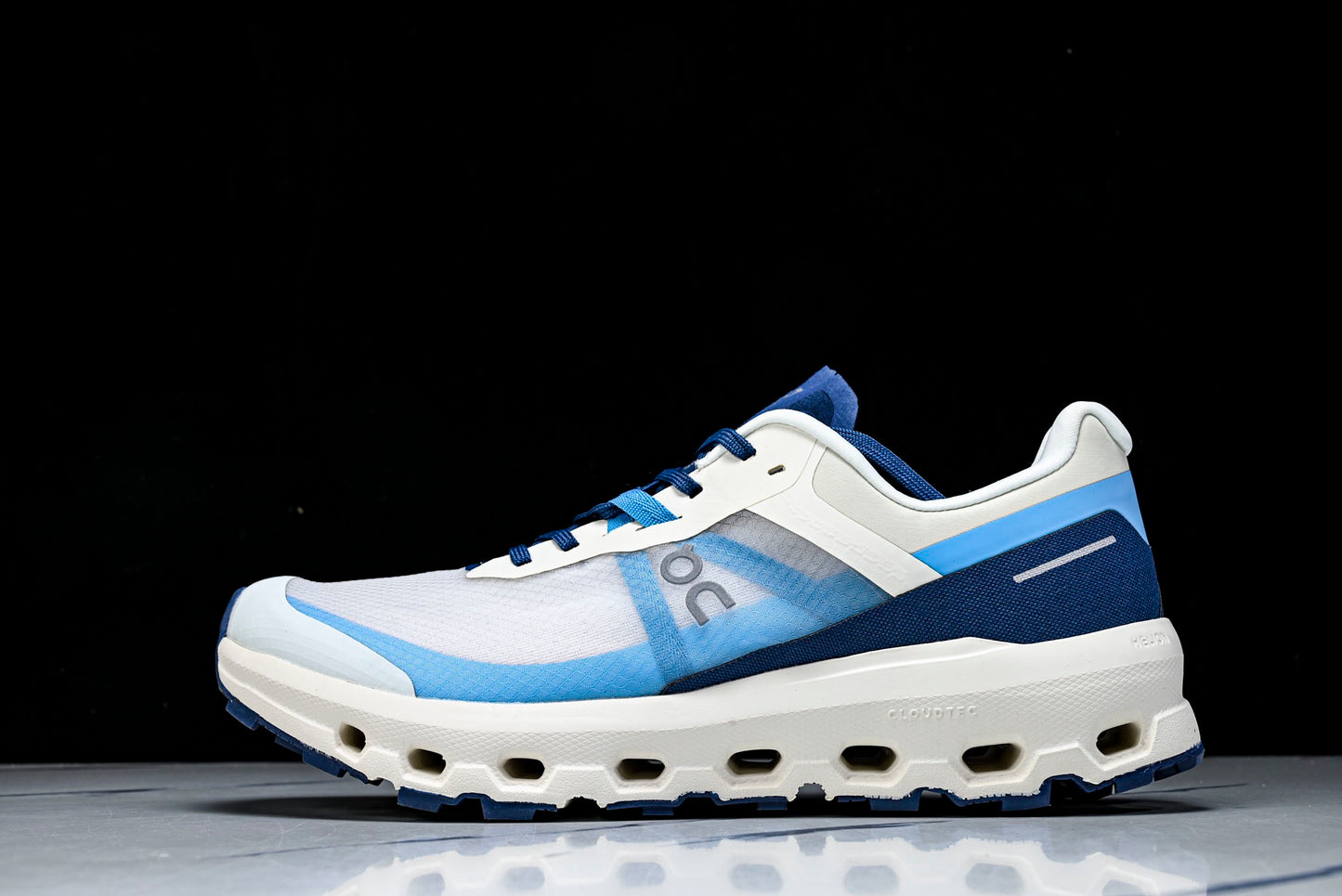 ON CLOUDVISTA 2 (Varios)