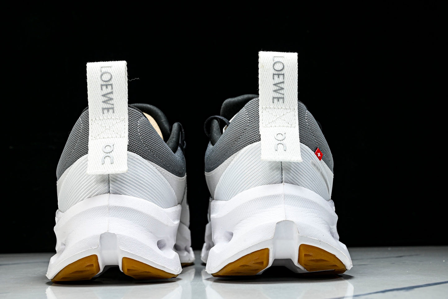 ON CLOUDTILT 2.0 x LOEWE (Varios)