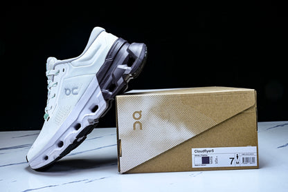 ON CLOUDFLAYER5 (Varios)