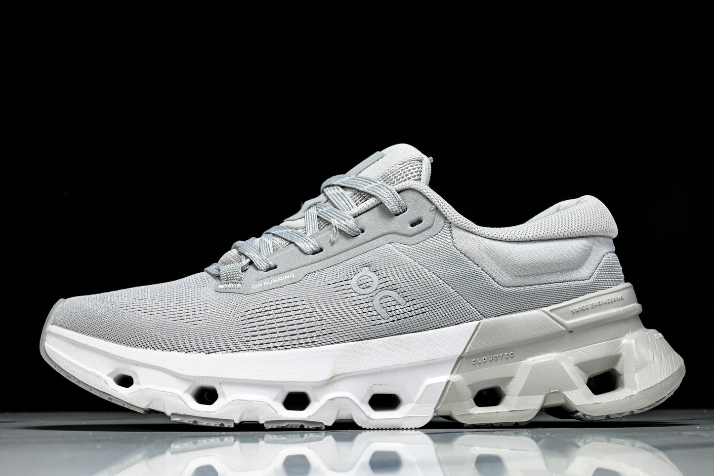 ON CLOUDFLAYER5 (Varios)