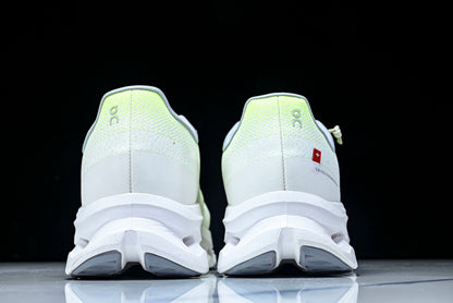 ON CLOUDTILT (Varios)