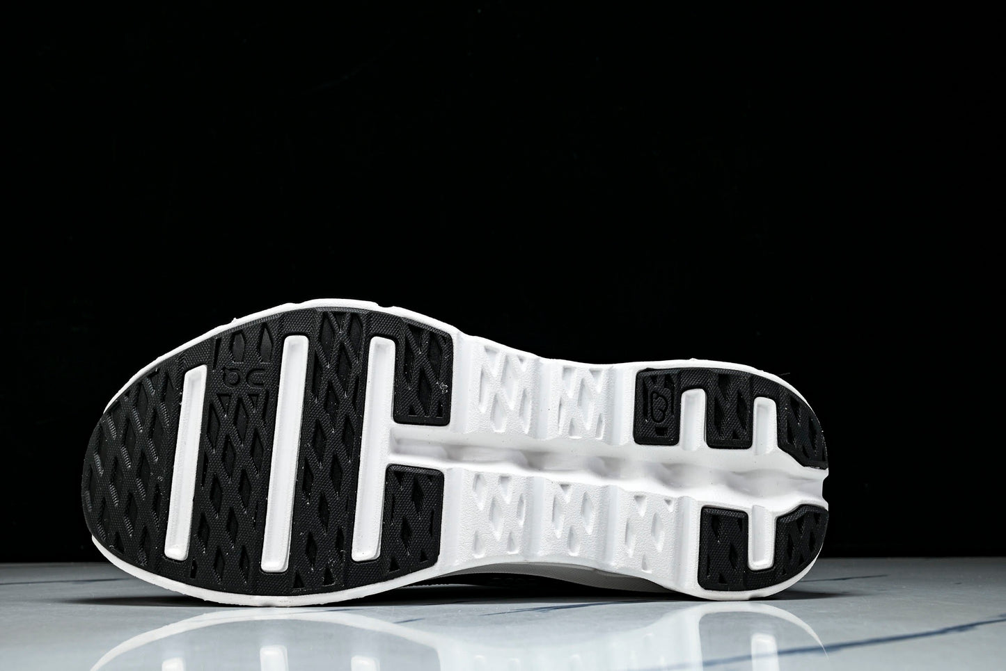 ON CLOUDTILT 2.0 (Varios)