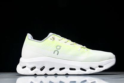 ON CLOUDTILT (Varios)