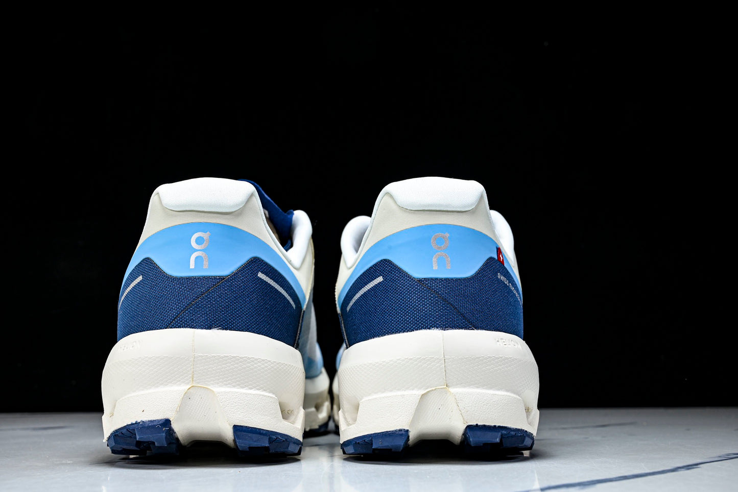 ON CLOUDVISTA 2 (Varios)