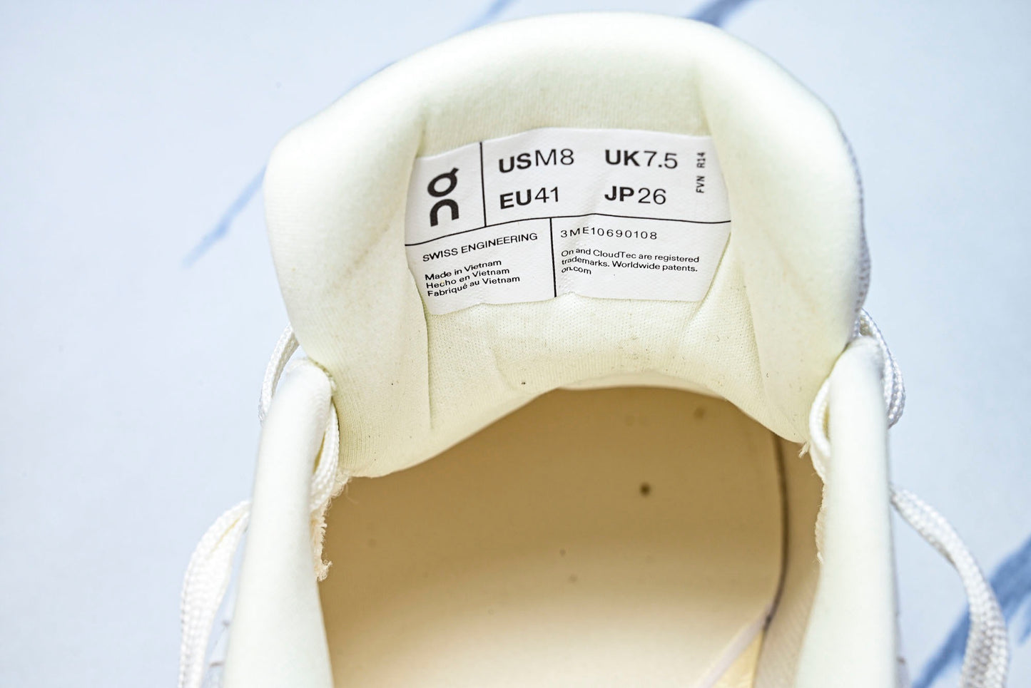 ON CLOUDTILT 2.0 x LOEWE (Varios)