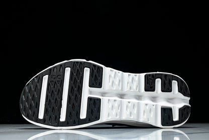 ON CLOUDTILT (Varios)