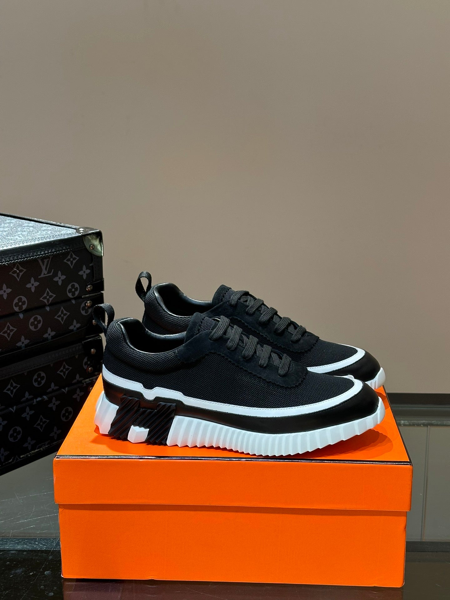 HERMES Bouncing sneaker