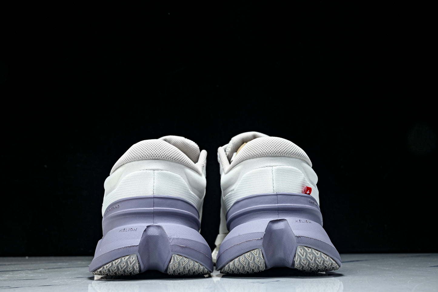 ON CLOUDFLAYER5 (Varios)