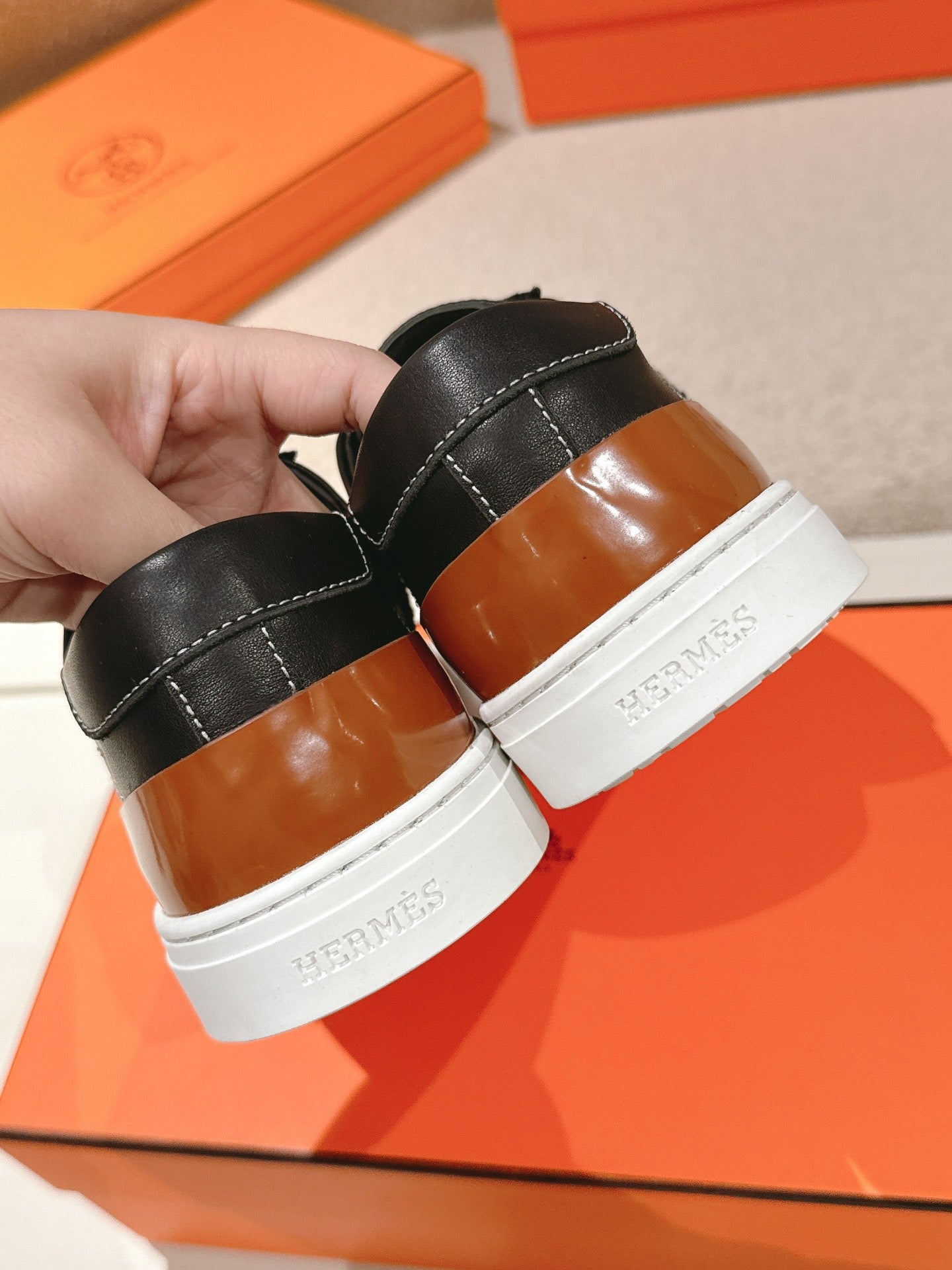 HERMES Deep Sneakers