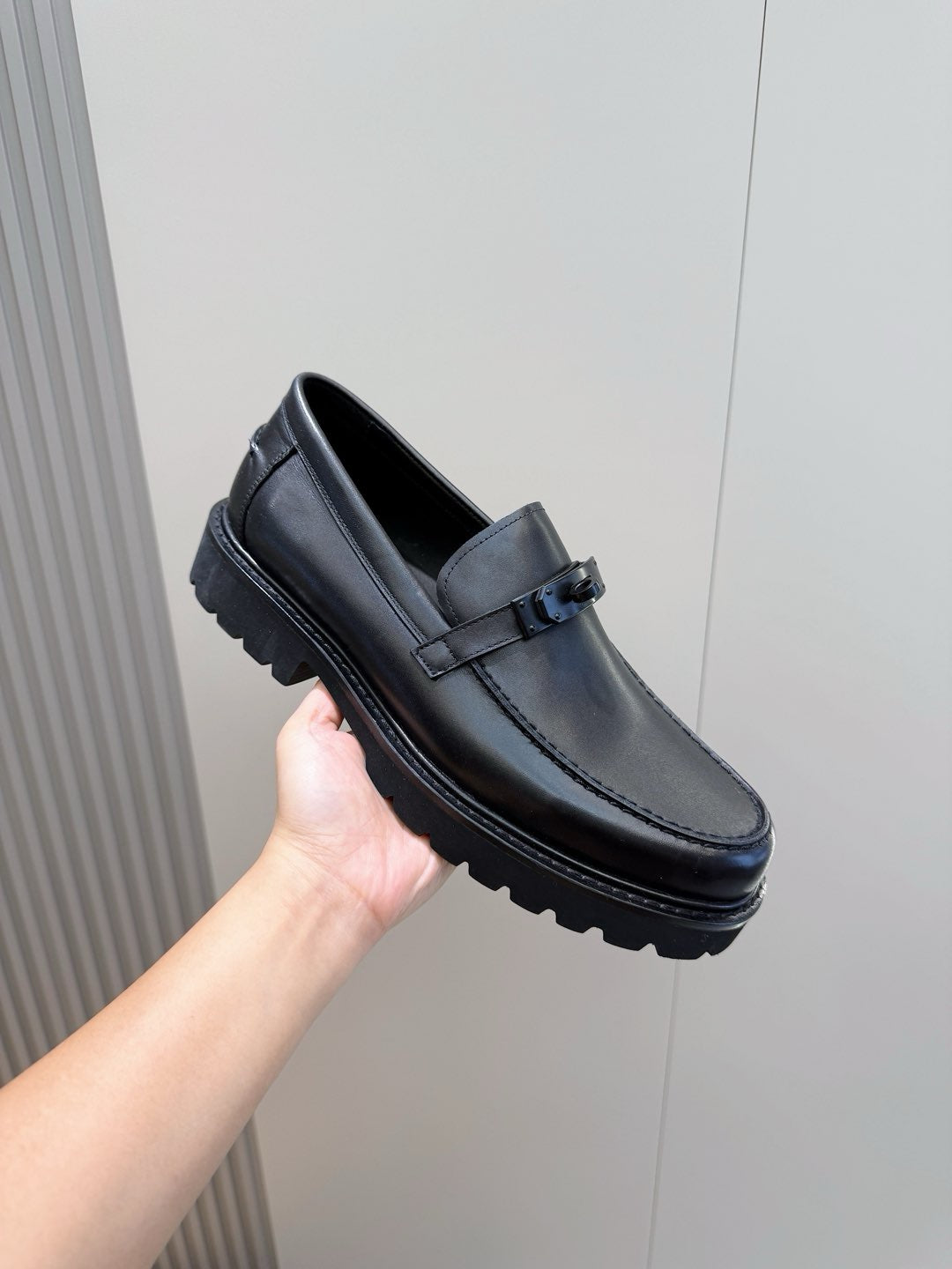 HERMES Casual Shoes
