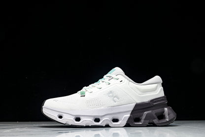 ON CLOUDFLAYER5 (Varios)