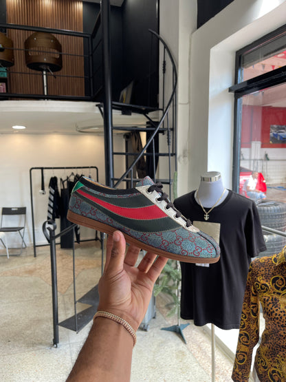 Size 39.  Calzado HOT SALE GUCCI