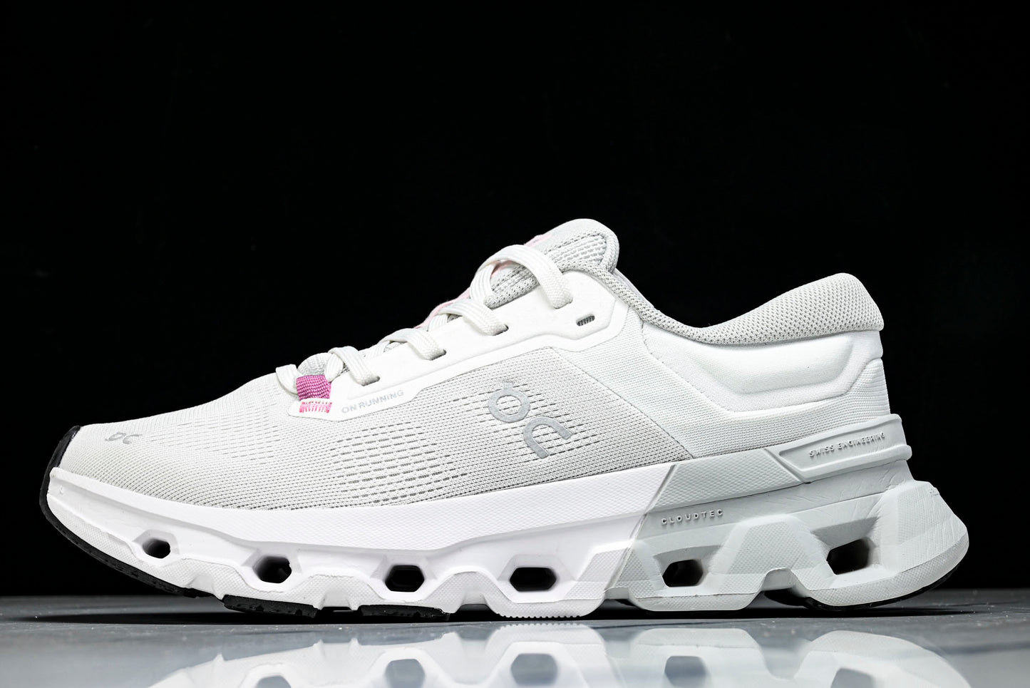 ON CLOUDFLAYER5 (Varios)