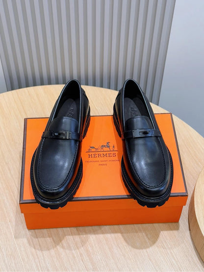 HERMES Casual Shoes