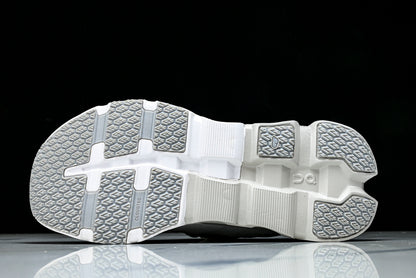 ON CLOUDFLAYER5 (Varios)