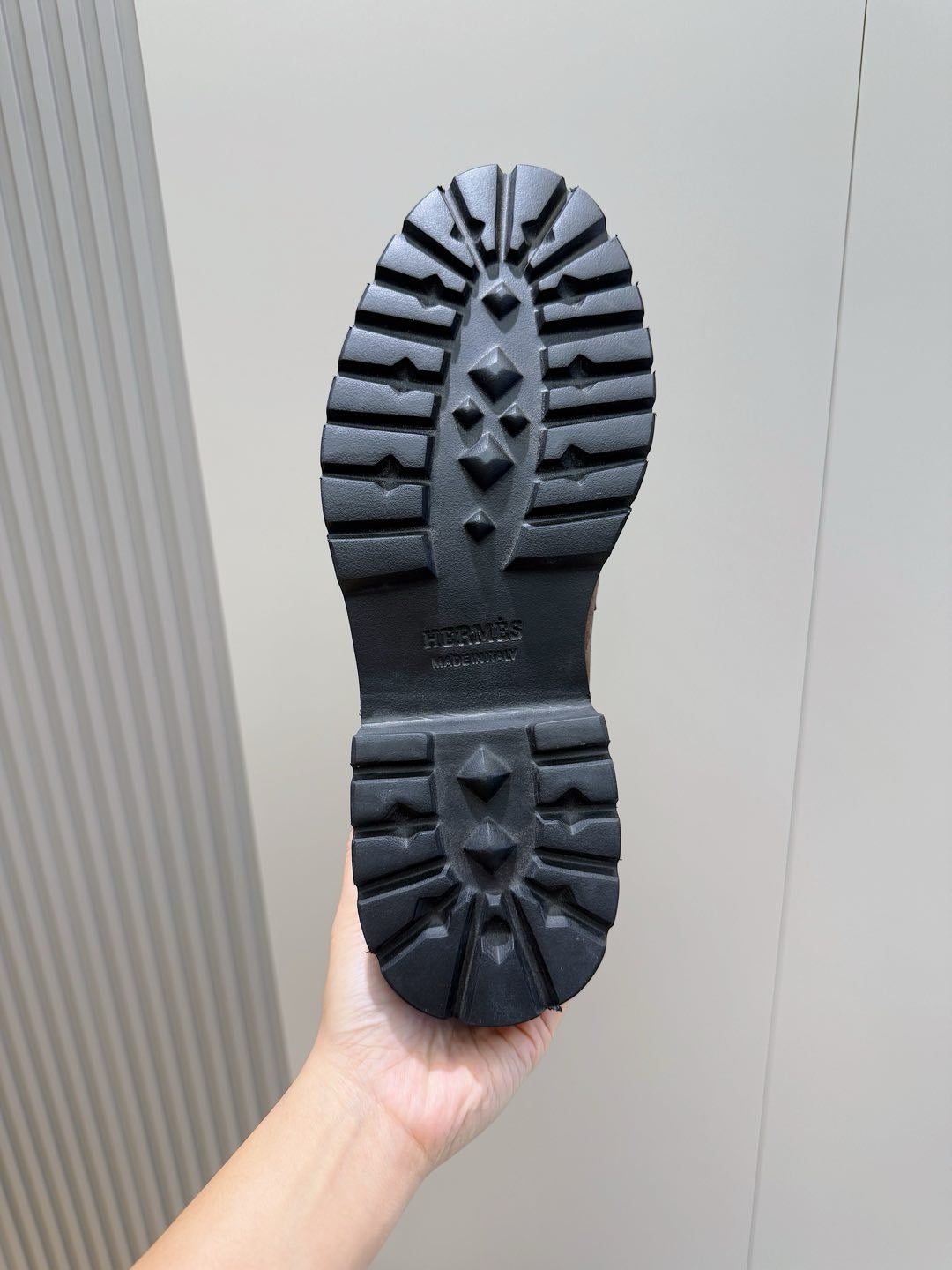 HERMES Casual Shoes
