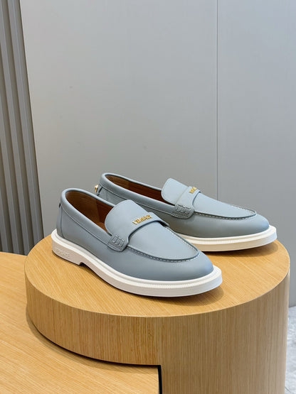 VERSACE GIULIANO MOCASINES (Varios)