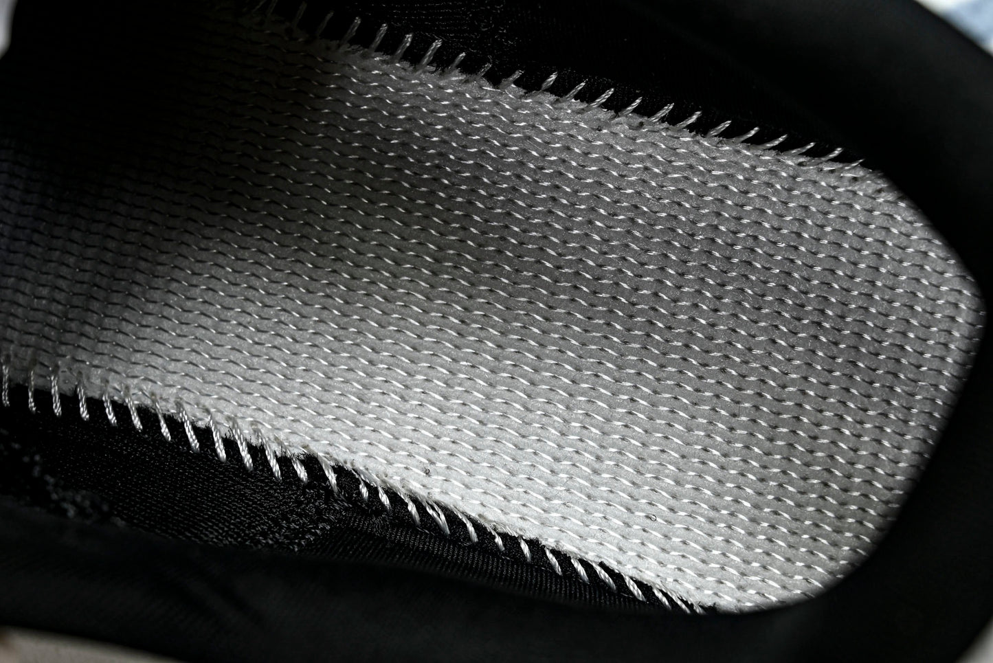 ON CLOUDTILT (Varios)