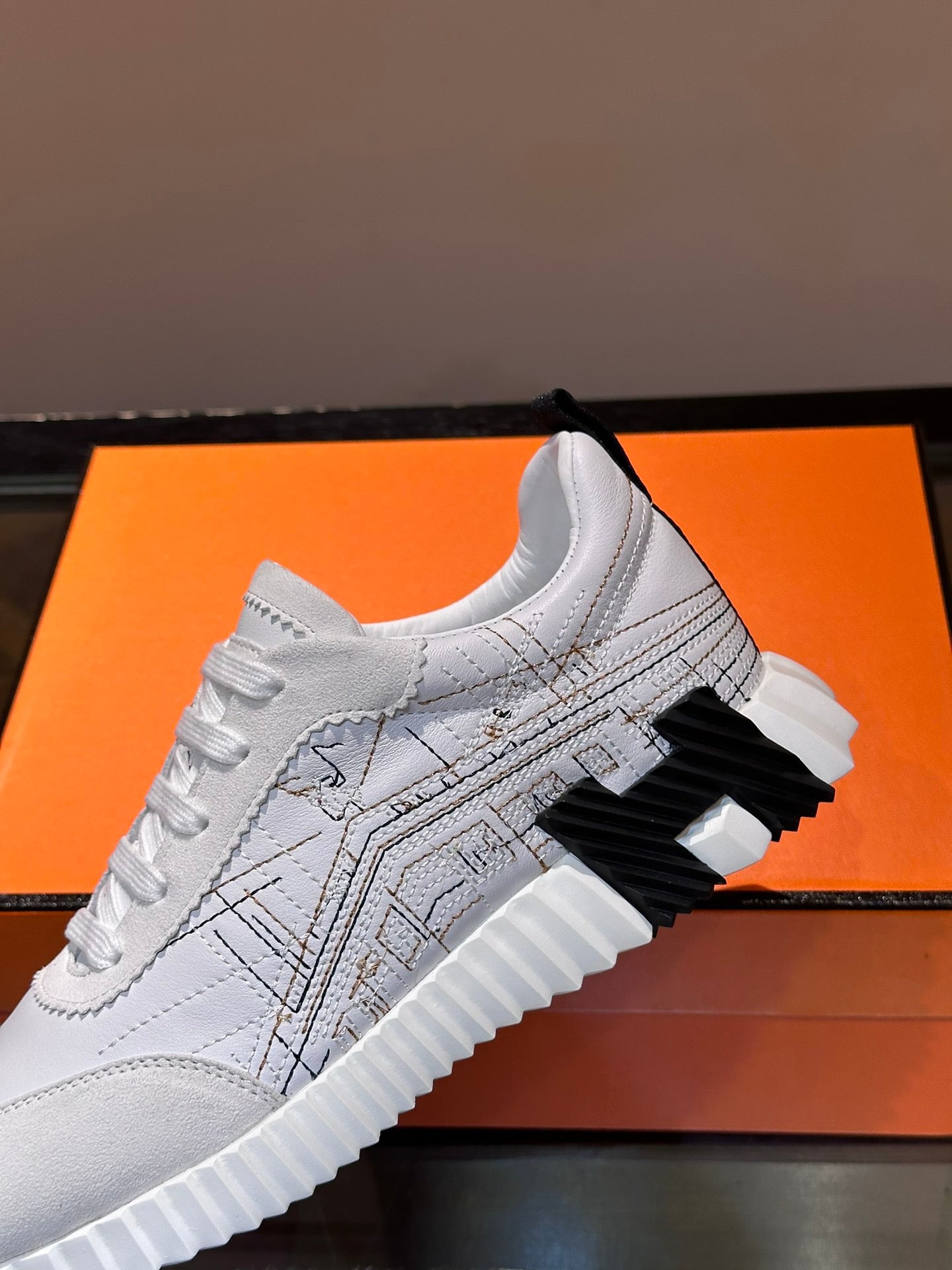 HERMES Bouncing sneaker (VARIOS)