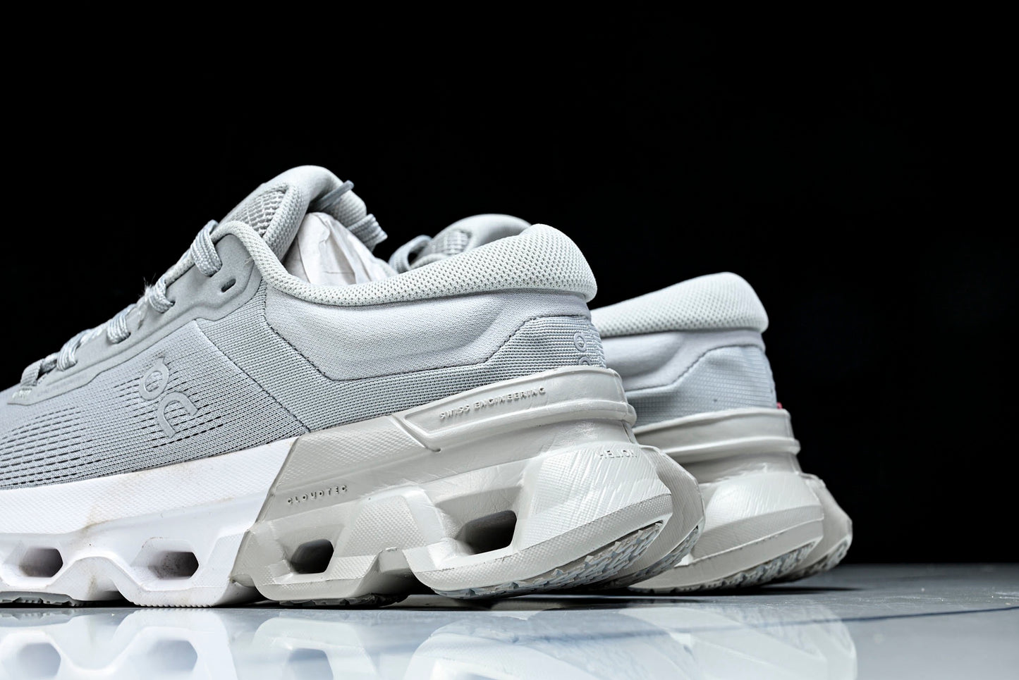 ON CLOUDFLAYER5 (Varios)