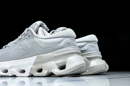 ON CLOUDFLAYER5 (Varios)