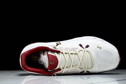 ON CLOUDTILT (Varios)